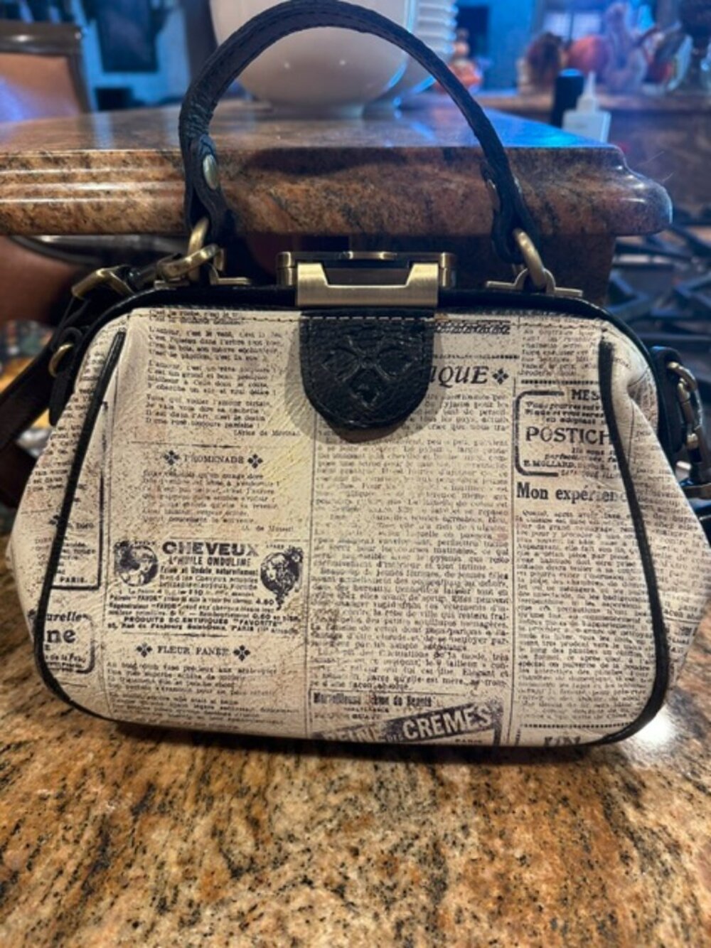 Patricia Nash Leather Very Good Condition Newspaper Antica Black/White/Gold